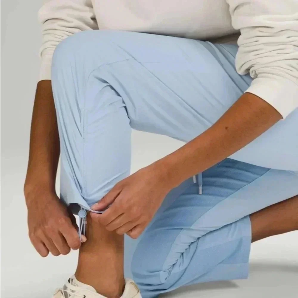 Lululemon Beyond the Studio Blue Linen size 8